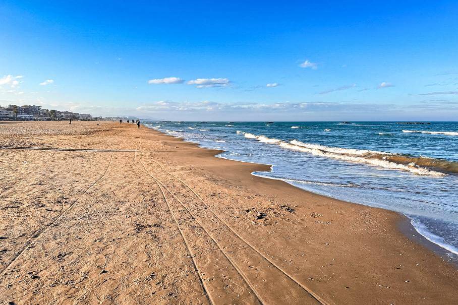 beaches in Abruzzo are made for beach lovers