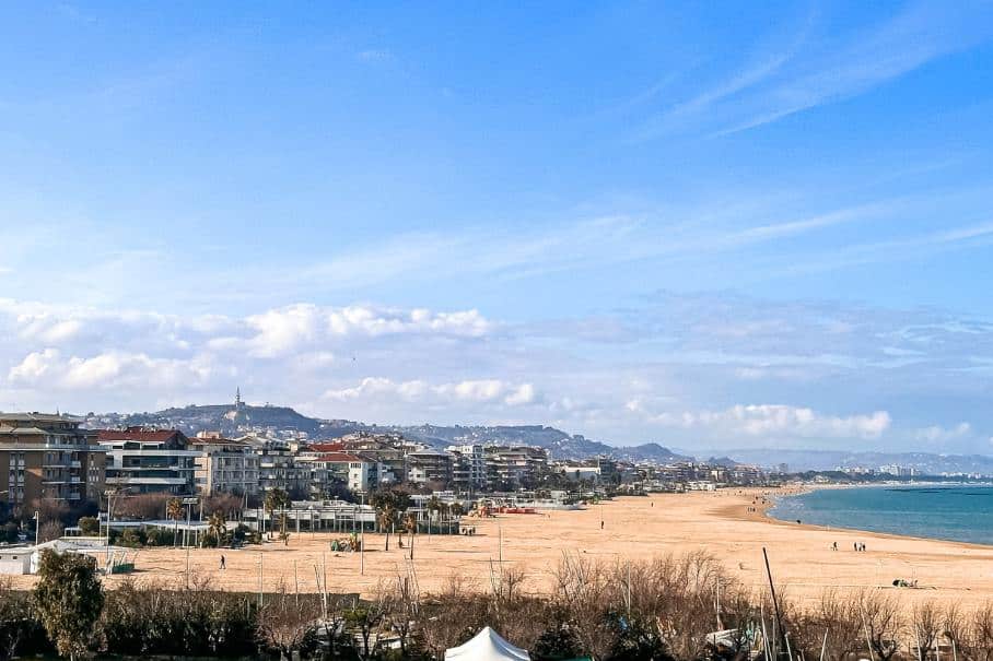 pescara beach