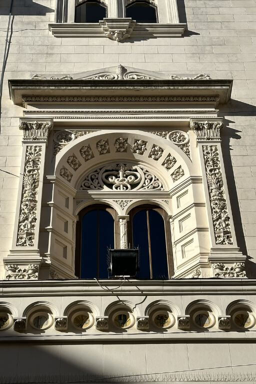 ornate window in chieti