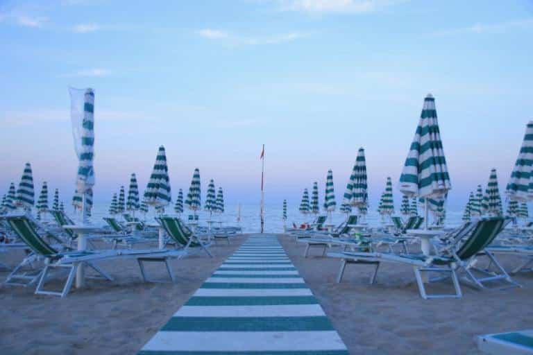 beach chairs and umbrellas at Alba Adriatica